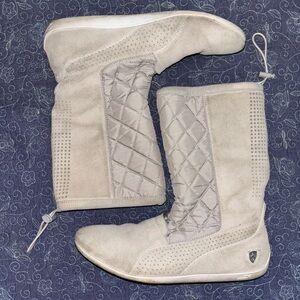 Puma Ferrari Athleisure Quilted Mid-Calf Light Creamy Gray Boots sz 9